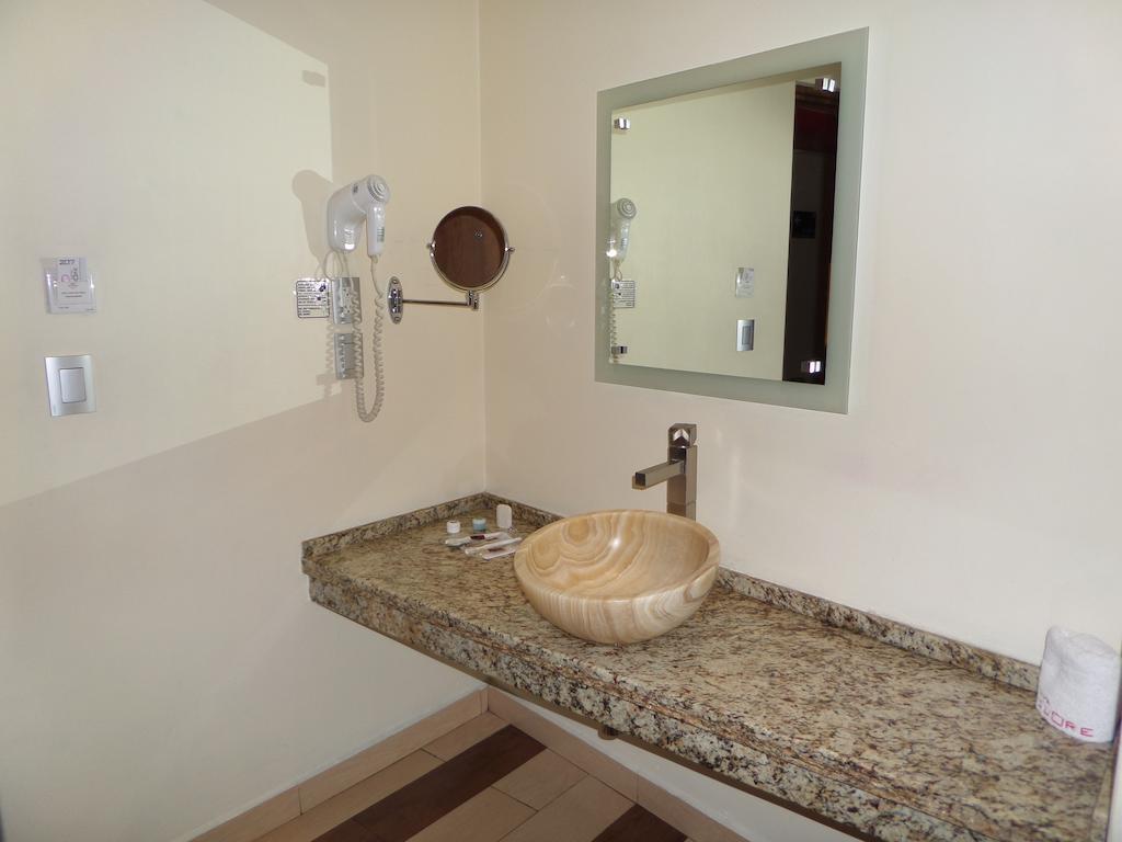 Hotel Cuore Mexico City Room photo